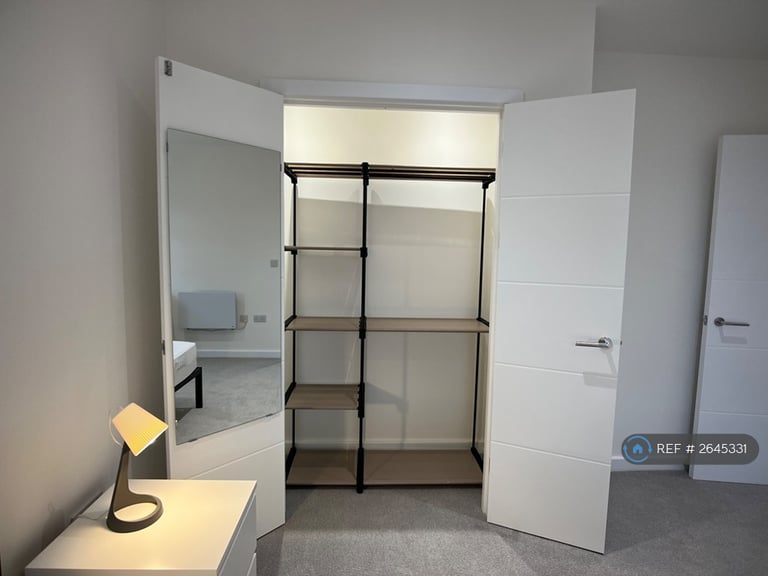 1 bedroom flat in Oriel House, Northampton, NN1 (1 bed) (#2645331)