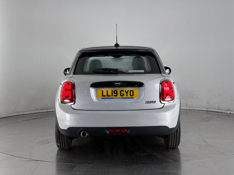 2019 MINI Hatch 1.5 Cooper Classic Euro 6 (s/s) 5dr Hatchback Petrol Manual