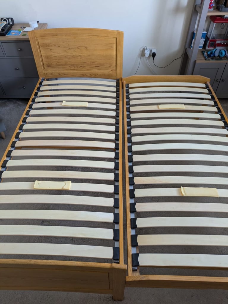 Light Oak Single Bed/Trundle Bed