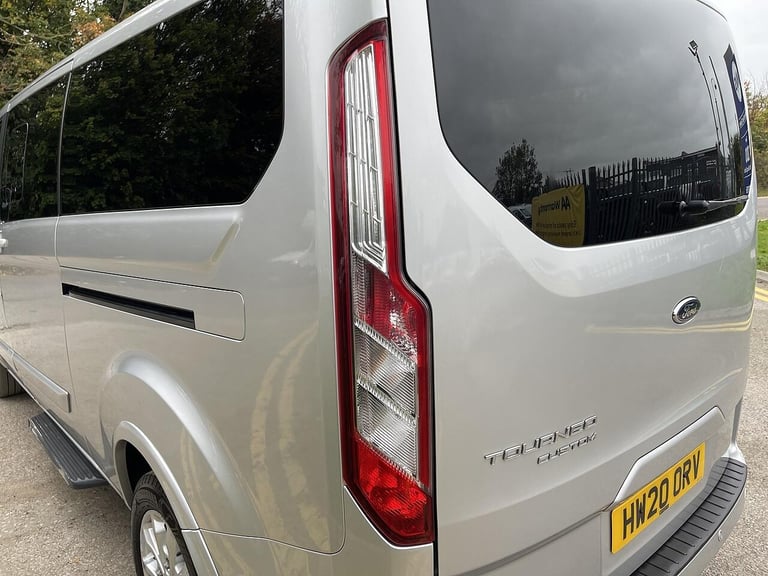 2020 Ford Tourneo Custom 2.0 320 EcoBlue Titanium Auto L2 Euro 6 (s/s) 5dr MPV Diesel Automatic