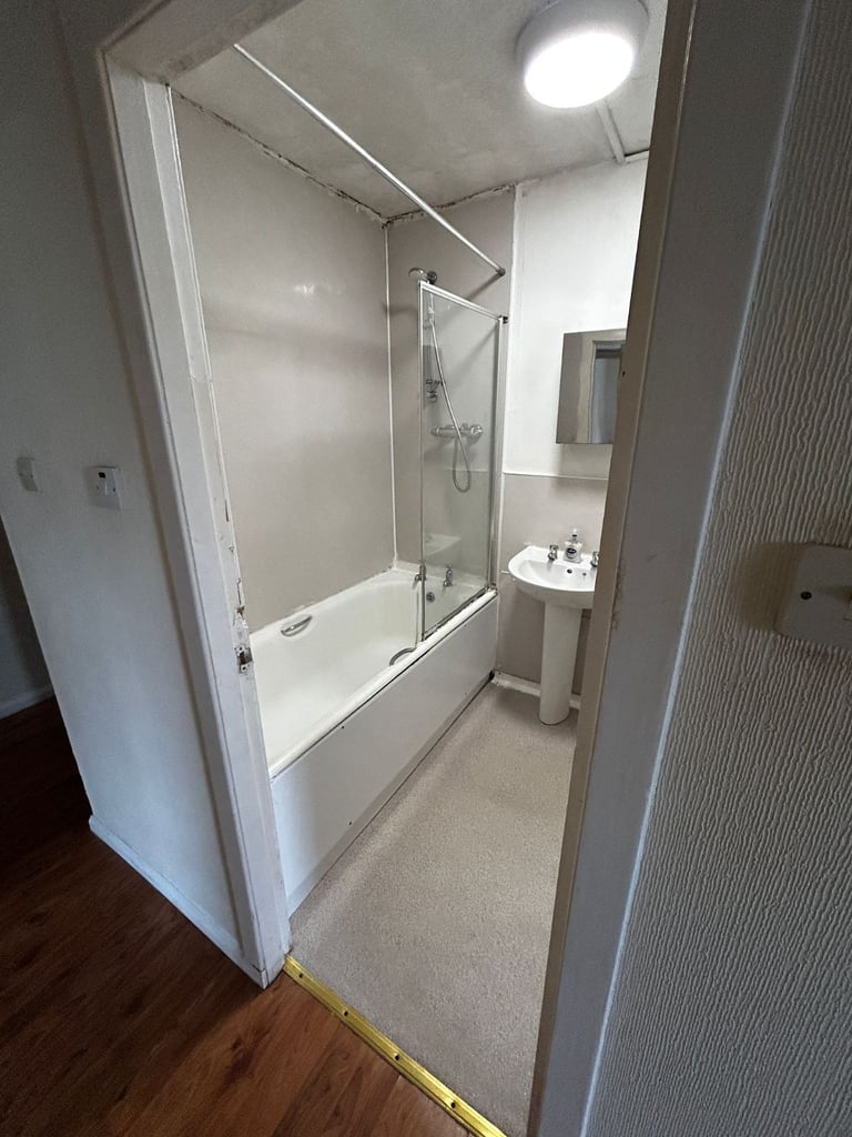 2 Bedroom fully furnished flat