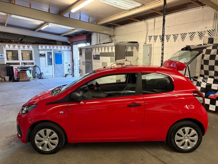 PEUGEOT 108 1.0 Access 2016