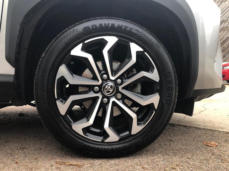 2021 Toyota Yaris 1.5 Hybrid Design 5dr CVT Estate Hybrid Automatic