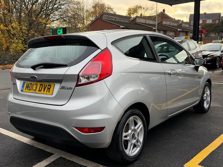 2013 Ford Fiesta 1.0T EcoBoost Zetec Euro 5 (s/s) 3dr HATCHBACK Petrol Manual