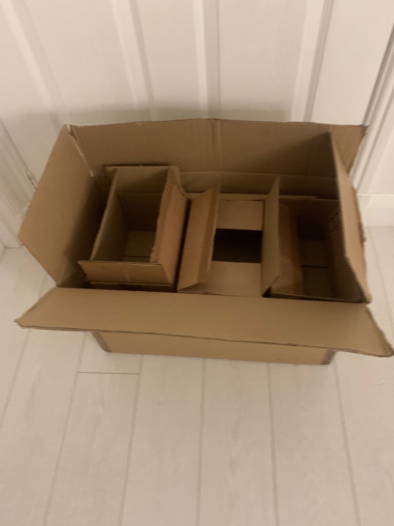image for Free to collect cardboard boxes ideal for moving home box
