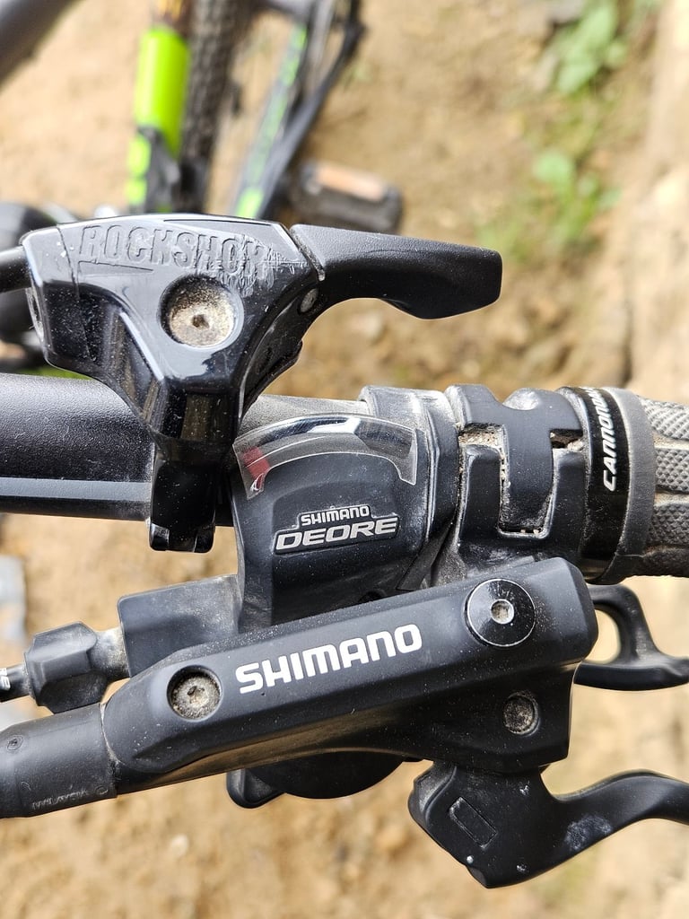 Cannondale 275 Mountain Bike. Size Large