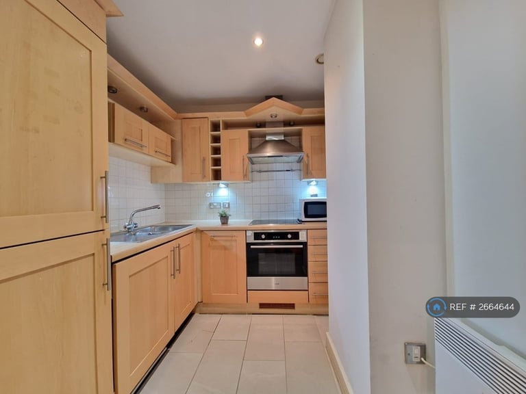 1 bedroom flat in Central House, London, E15 (1 bed) (#2664644)