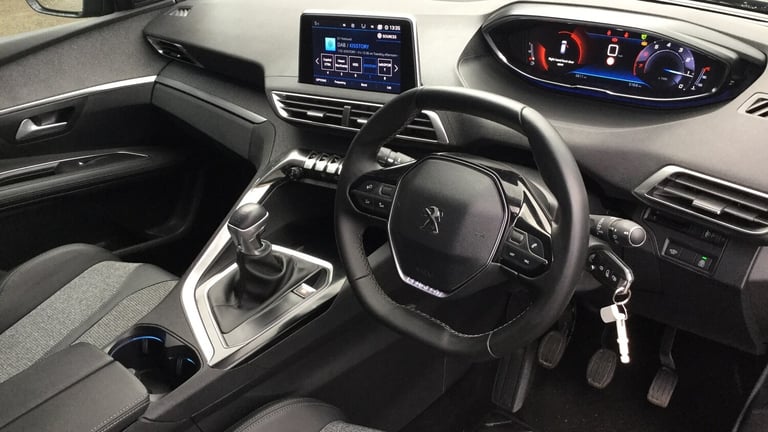 2019 Peugeot 3008 1.2 PureTech Allure 5dr Petrol Estate Estate Petrol Manual