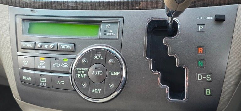 2010 Toyota Estima AREAS G 2.4L HYBRID AUTO 7 SEATS 5 DR Hybrid Automatic