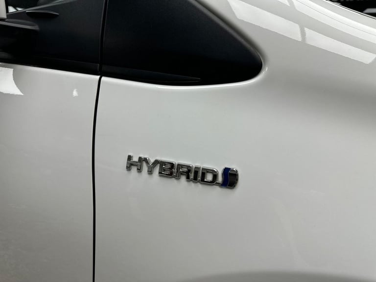 2016 Toyota Yaris 1.5 Hybrid Icon 5dr CVT HATCHBACK PETROL/ELECTRIC Automatic