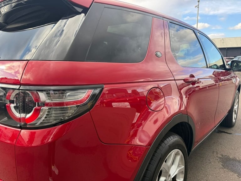 2015 Land Rover Discovery Sport 2.0 TD4 HSE SUV 5dr Diesel Auto 4WD Euro 6 (s/s) (180 ps) ESTATE ...