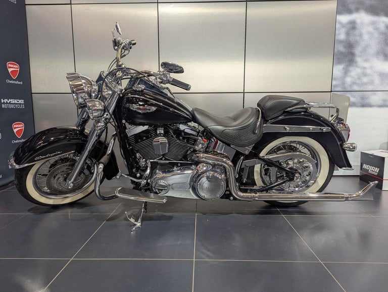 2013 Harley-Davidson Softail 1690 FLSTN Deluxe