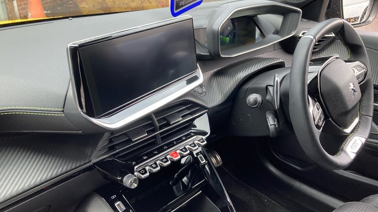 2020 Peugeot 208 1.2 PureTech 100 GT Line 5dr EAT8 Petrol Hatchback Hatchback Petrol Automatic