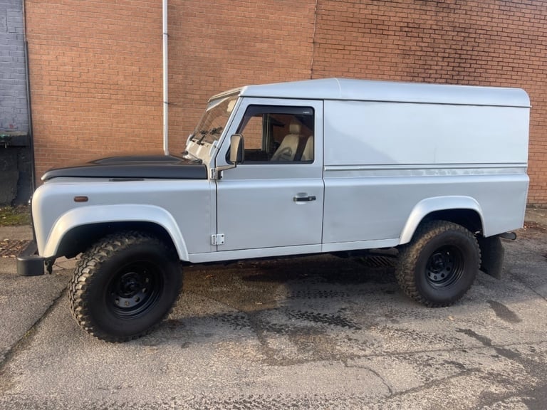  Land Rover Defender 110 Hard Top TDCi Diesel