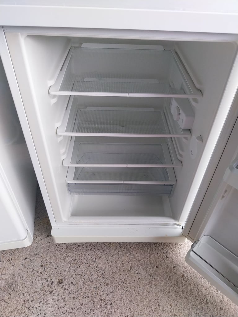 Under counter Bosch fridge