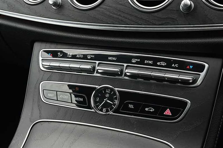 2020 Mercedes-Benz E-Class 2.0 E200 AMG Line Edition (Premium) Saloon 4dr Petrol G-Tronic+ Euro 6...