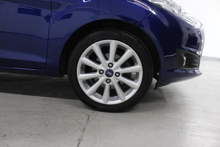 2017 Ford Fiesta 1.0T EcoBoost Titanium Euro 6 (s/s) 5dr HATCHBACK Petrol Manual