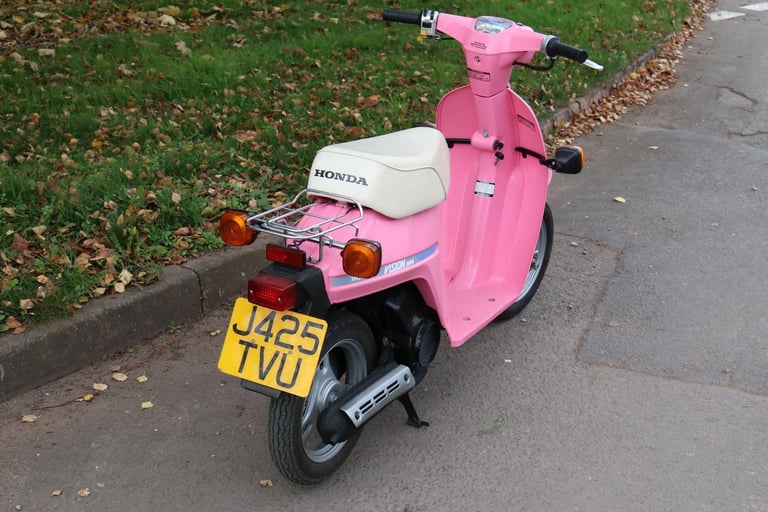 Honda NT50 H Vision Mini with just 201 genuine miles!!!!!! 