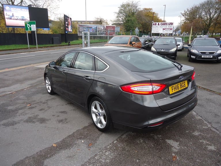2016 Ford Mondeo 2.0 TDCi Titanium 5dr HATCHBACK Diesel Manual