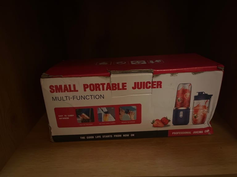 Small portable juicer 