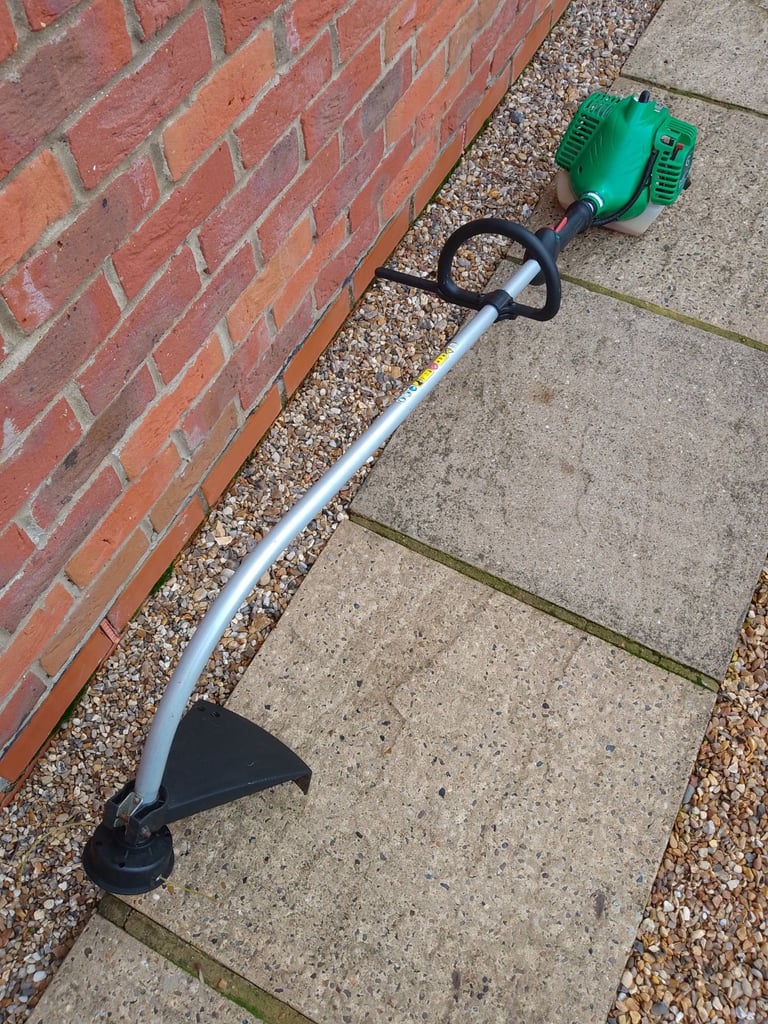image for Petrol strimmer, trimmer