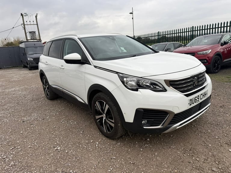 2019 69 PEUGEOT 5008 ALLURE 7 SEATER 1.2 PURETECH PETROL WHITE MANUAL EURO 6