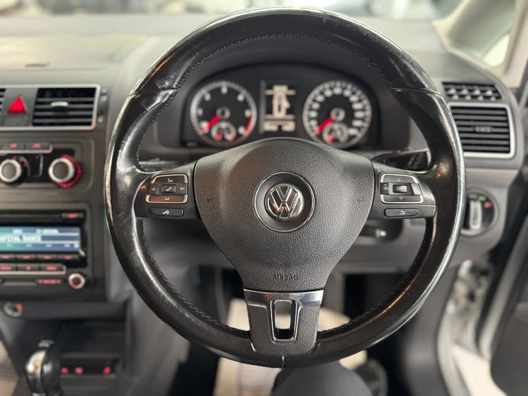 2012 Volkswagen Touran 1.6 TDI 105 SE 5dr DSG MPV Diesel Automatic