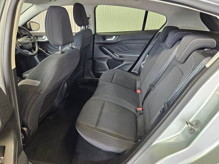2019 Ford Focus 1.0T EcoBoost Zetec Hatchback 5dr Petrol Manual Euro 6 (s/s) (100 ps) Hatchback P...