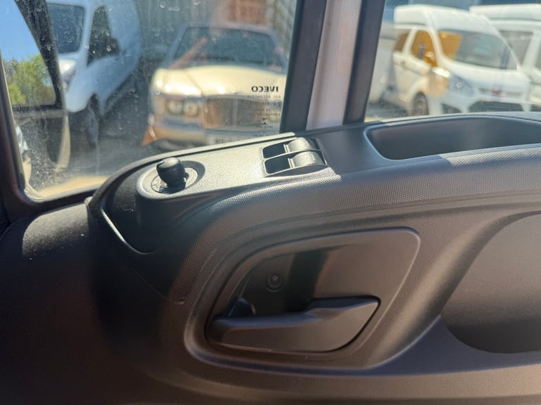 2023 Iveco Daily 2.3 High Roof Van 3520 WB PANEL VAN Diesel Manual