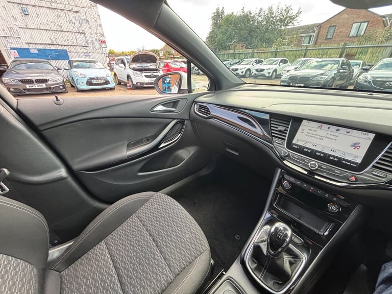 2019 Vauxhall Astra 1.4i Turbo SRi VX Line Nav Euro 6 5dr HATCHBACK Petrol Manual