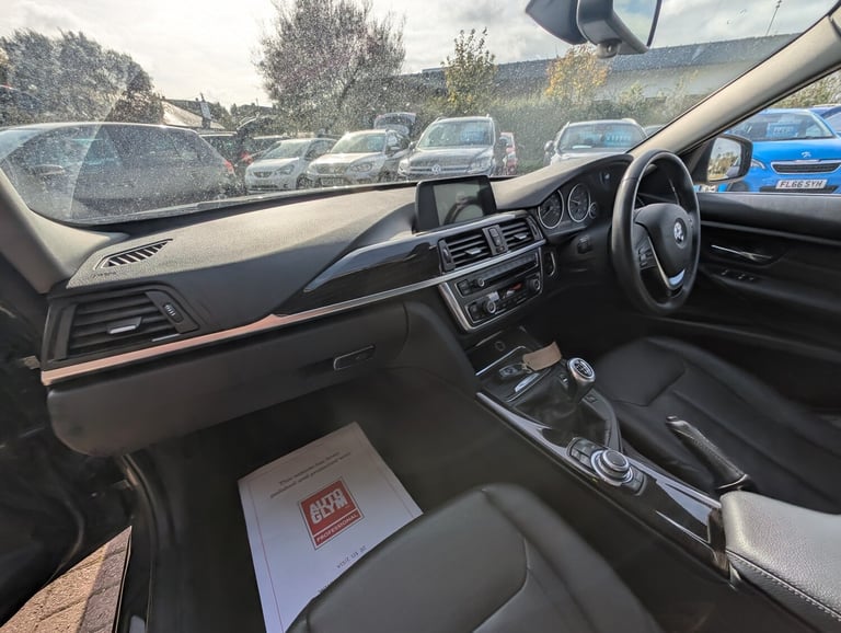 BMW 3 SERIES 2.0 320d Luxury Saloon 2014