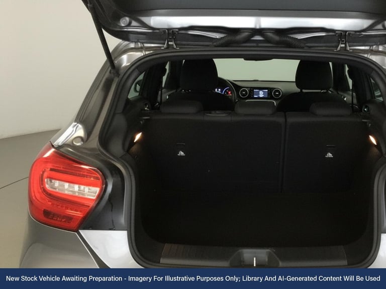 2015 Mercedes-Benz A-Class 1.6 A200 AMG Night Edition Hatchback 5dr Petrol Manual Euro 6 (s/s) (1...