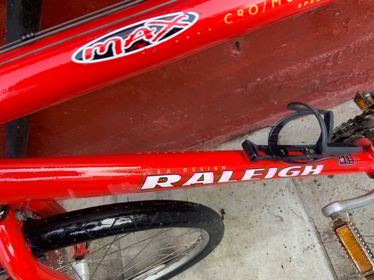 Raleigh mountain bike 