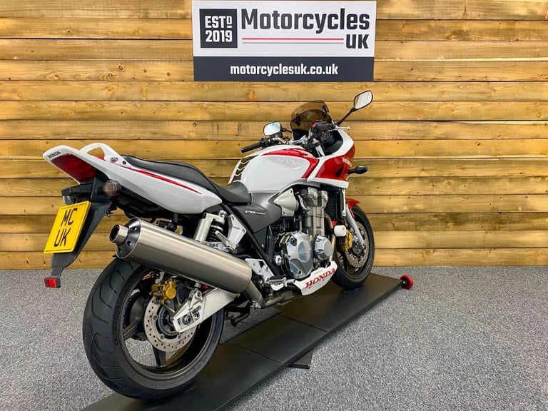 Superb 2007 Honda CB1300S, Only 13,019 FSHOM, 3 owners from New, Stunning! 