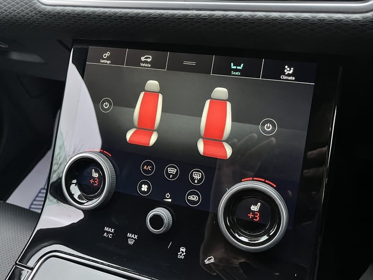 LAND ROVER RANGE ROVER VELAR 3.0 D300 R-Dynamic S 2019