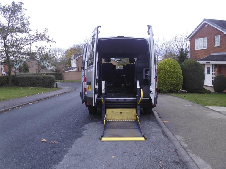 2014/63 Renault Master Wheelchair Accessible Driver and Passenger Transfer