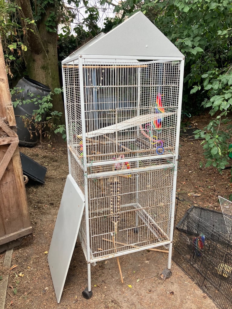 Reptile and aviary cages 