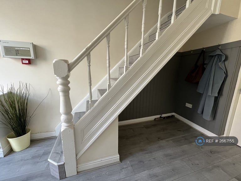 6 bedroom house in Dudley Road, Liverpool, L18 (6 bed) (#2667155)