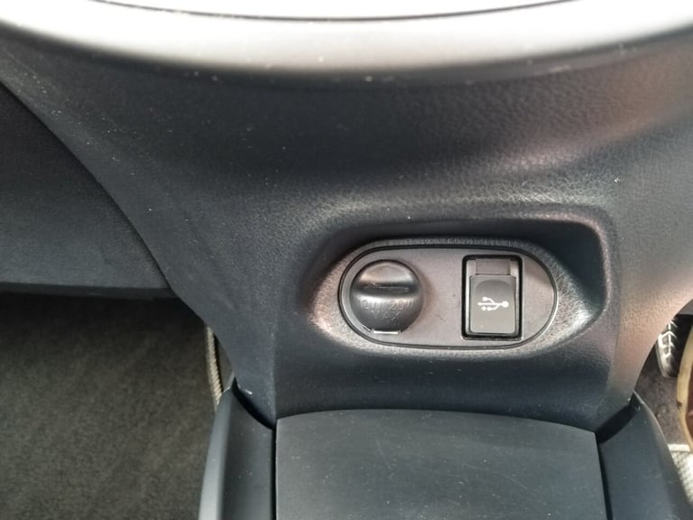 2019 Toyota Yaris 1.5 VVT-i Icon Tech Hatchback 5dr Petrol Manual Euro 6 (111 ps) Hatchback Petro...