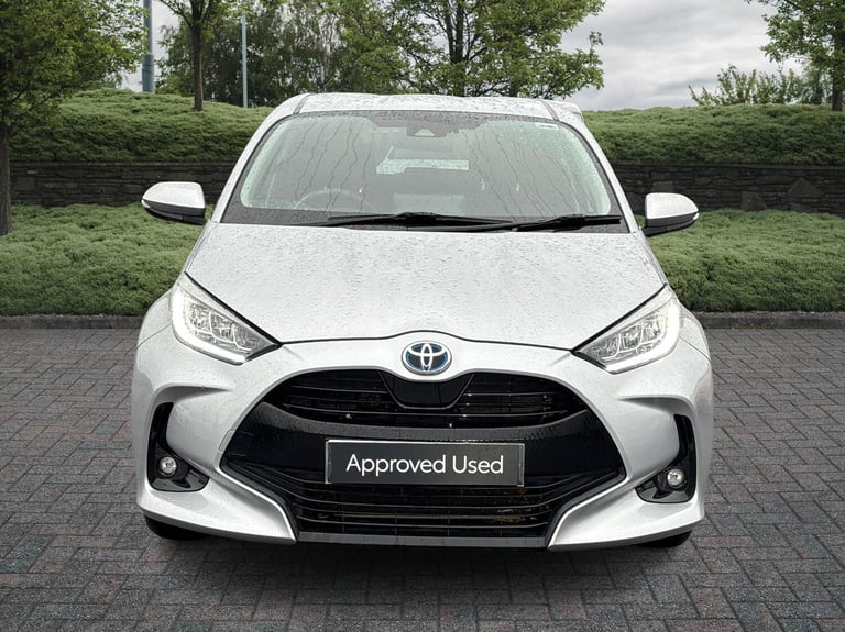 2022 Toyota Yaris 1.5 Hybrid Design 5dr CVT Hatchback Hybrid Automatic