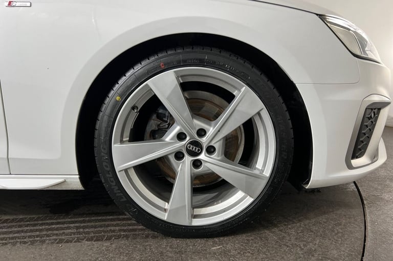 2022 72 AUDI A4 2.0 TFSI 35 S LINE SALOON 4DR PETROL S TRONIC EURO 6 (S/S) (150 