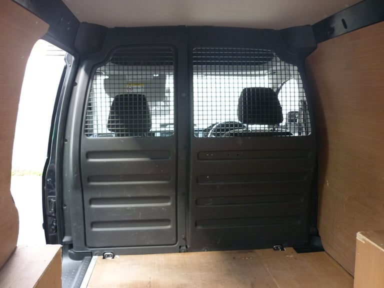 2018 Volkswagen Caddy 2.0 TDI BlueMotion Tech 102PS Startline Van NO VAT PANEL VAN Diesel Manual