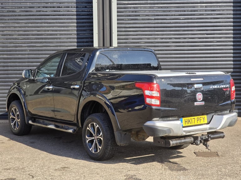 FIAT FULLBACK 2.4 Fullback Double Cab 2.4 180hp D-cab 6spd Manual Lx 2017