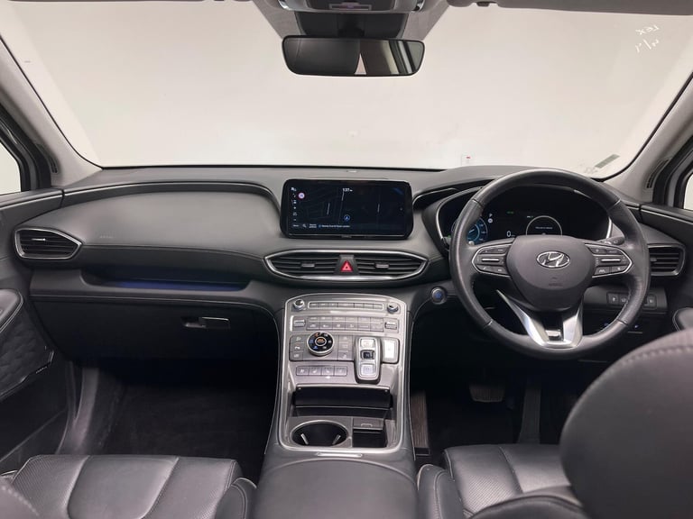 2022 Hyundai Santa Fe 1.6 T-GDi 13.8kWh Ultimate Auto 4WD Euro 6 (s/s) 5dr ESTATE Petrol/Electric...
