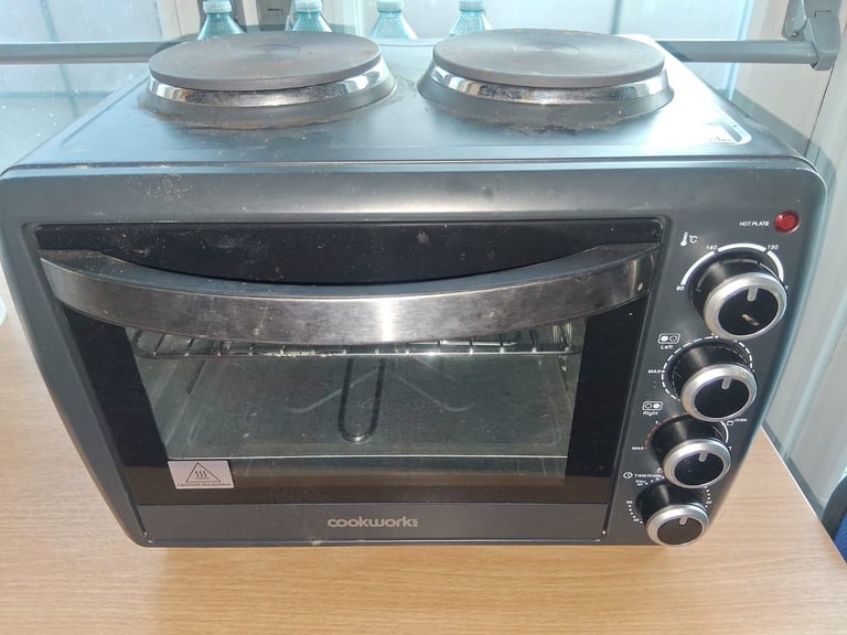 Brand New Cookworks 28L Mini Oven with Hob £85 (or best offer)