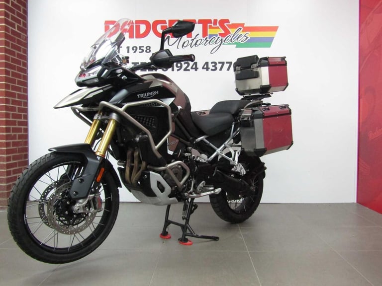 2025 Triumph Tiger 1200 Rally Explorer