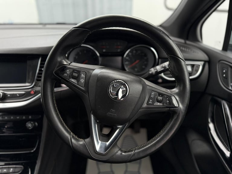 2016 Vauxhall Astra 1.4T 16V 150 SRi 5dr HATCHBACK Petrol Manual