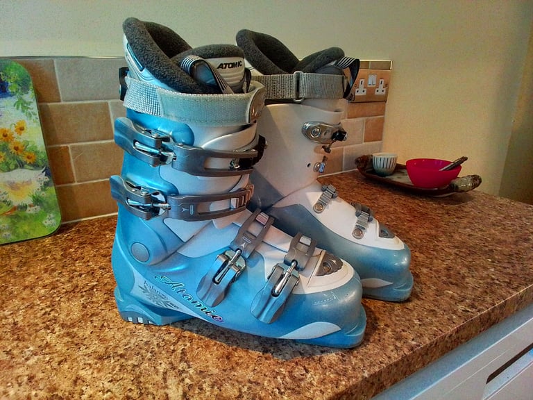 Skiing this Winter? Need ski boots? 