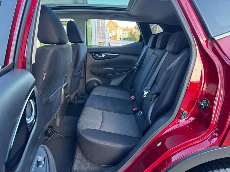 2017 Nissan Qashqai 1.5 dCi N-Connecta 2WD Euro 6 (s/s) 5dr HATCHBACK Diesel Manual