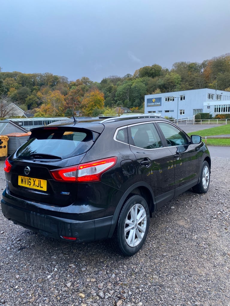 Nissan, QASHQAI, Hatchback, 2016, Manual, 1461 (cc), 5 doors